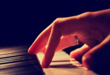 2-0！德约科维奇晋级决赛 梅西现场观战 冲击生涯100冠.