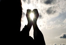 必威体育官网：山东选手李文龙 公俐入选中国短道速滑队世锦赛名单.